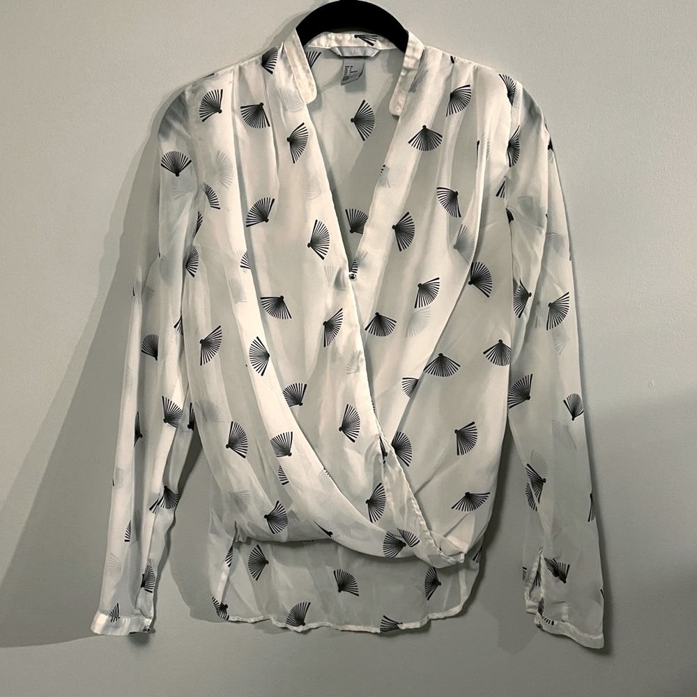 H&M Fan Print Drape Front Blouse